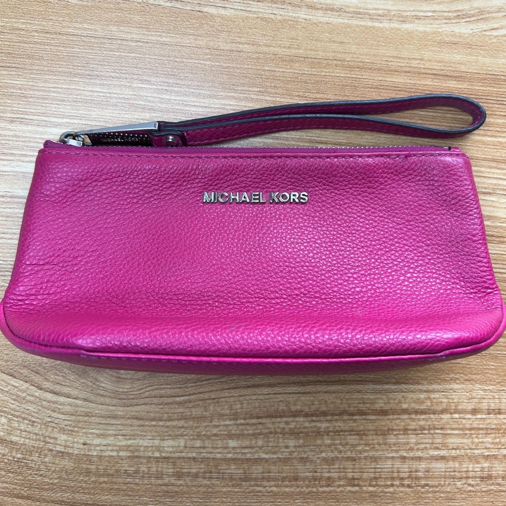 Michael Kors Wristlet